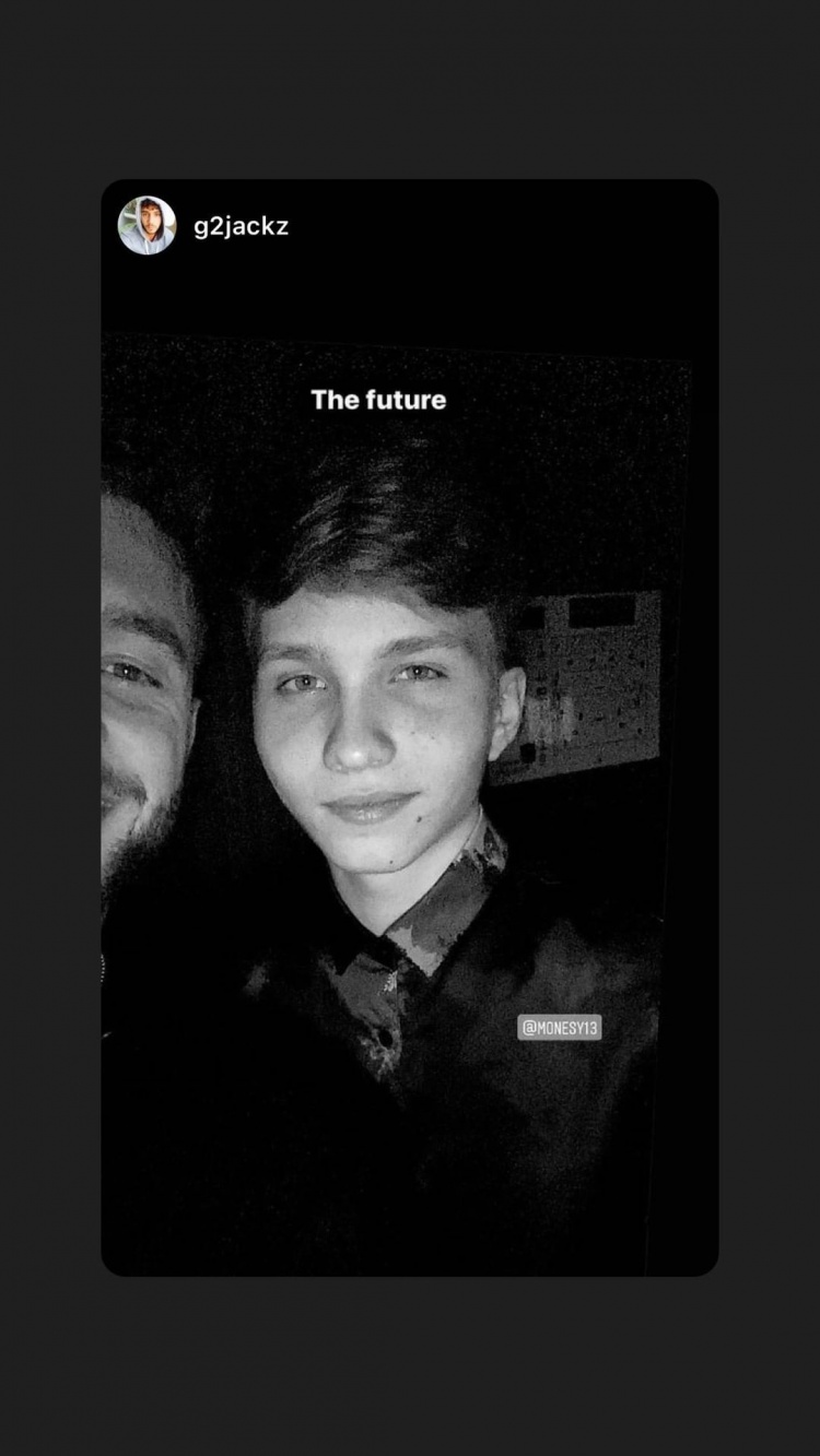 场上也非常 场上也非常