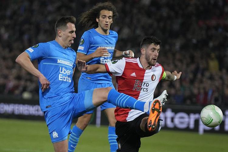 球员都发挥 球员都发挥